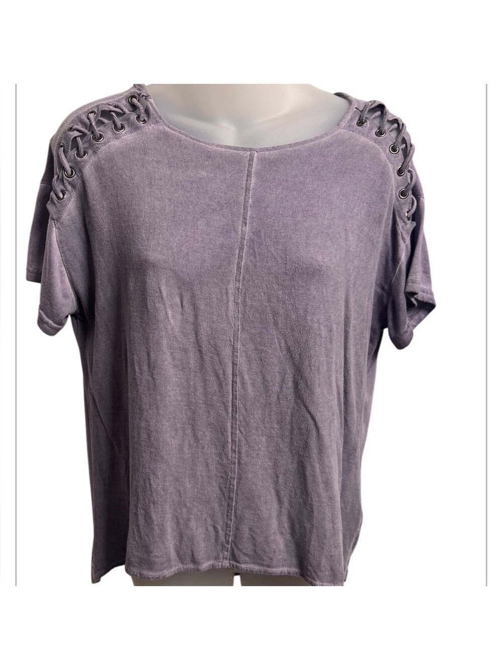She & Sky Set of 2 Tops: Heathered Purple & NWT Pink short sleeve Tops sz Small